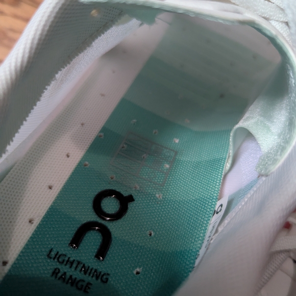 On Running Cloudboom Echo 3 - Women's 9 - Picture 7 of 8